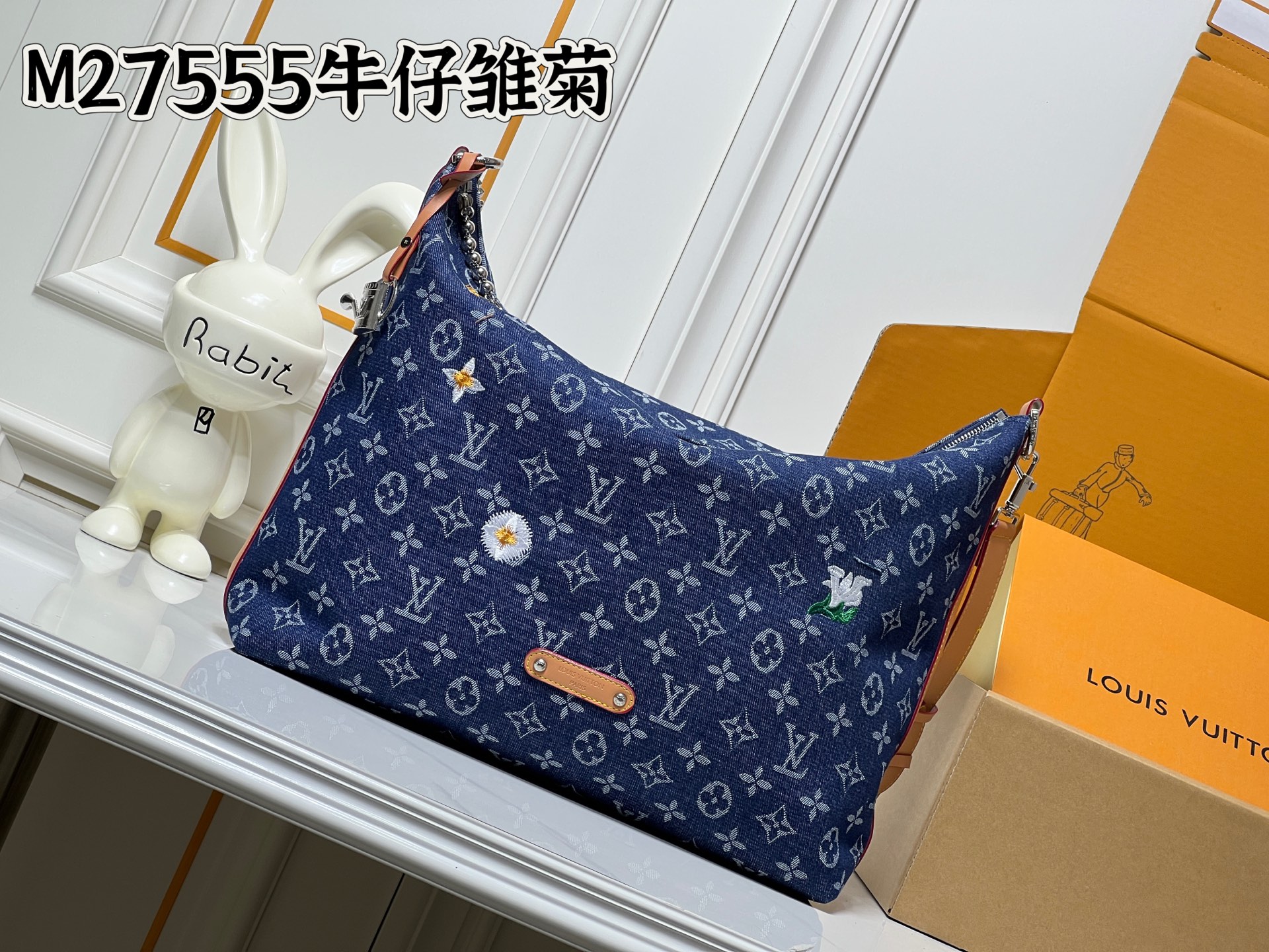 Louis Vuitton LV Nano Speedy Handbag Premium Canvas Model M13085 Padlock Detail Street Style Limited Edition